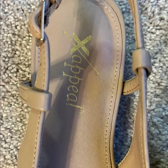 Xappeal Women's Tan and Black Slingback Shoes - Picture 4 of 5